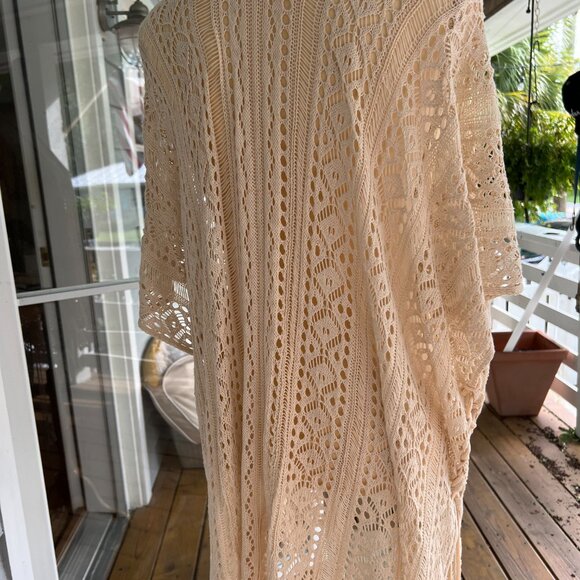 Cover Up - Picture 3 of 4